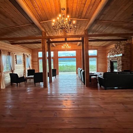 Eagle Bear Lodge Tatla Lake Экстерьер фото