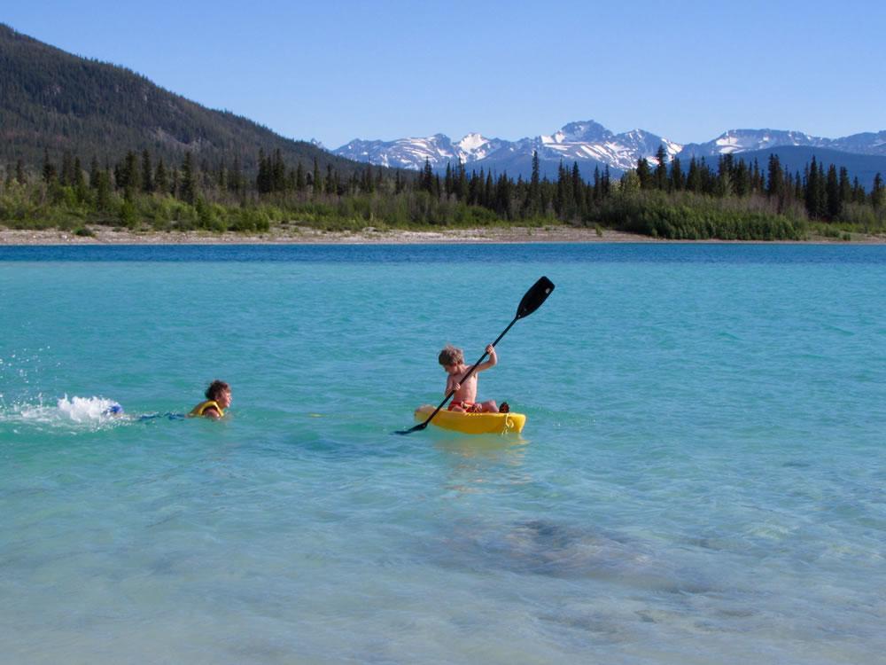 Eagle Bear Lodge Tatla Lake Экстерьер фото