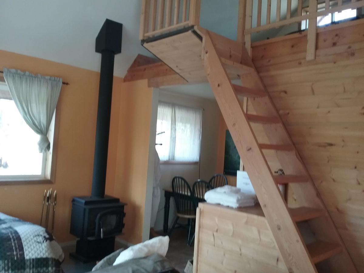 Eagle Bear Lodge Tatla Lake Экстерьер фото