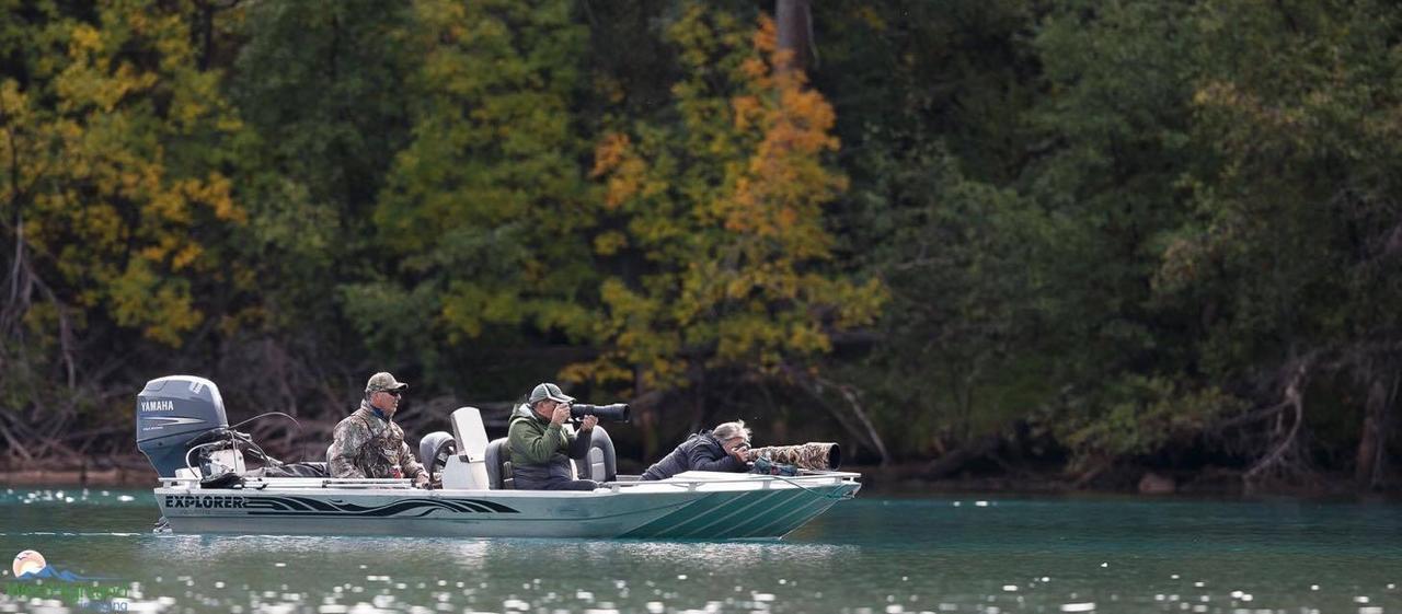 Eagle Bear Lodge Tatla Lake Экстерьер фото